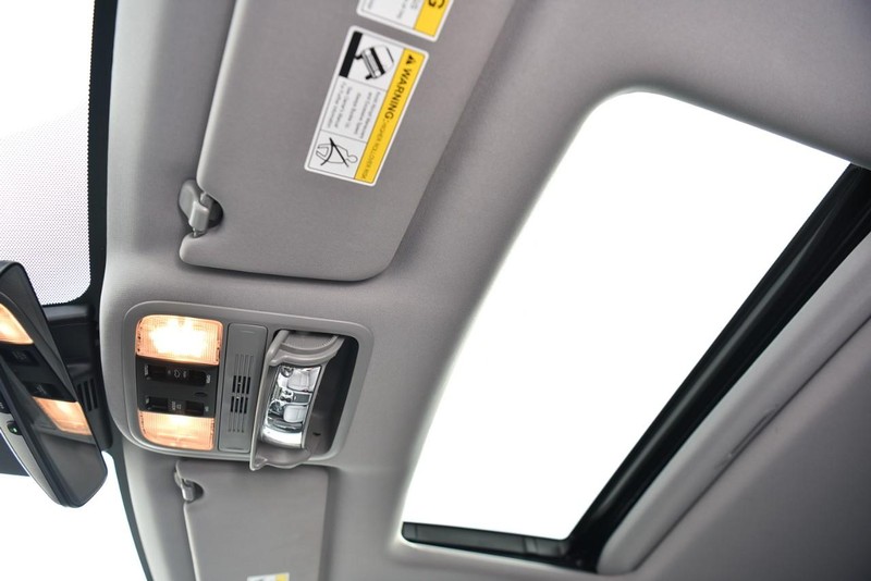 Honda Pilot Vehicle Image 24