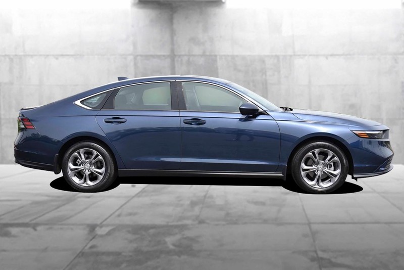Honda Accord Sedan Vehicle Image 05