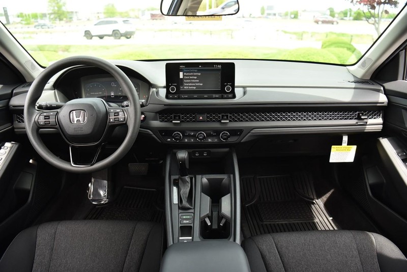 Honda Accord Sedan Vehicle Image 07