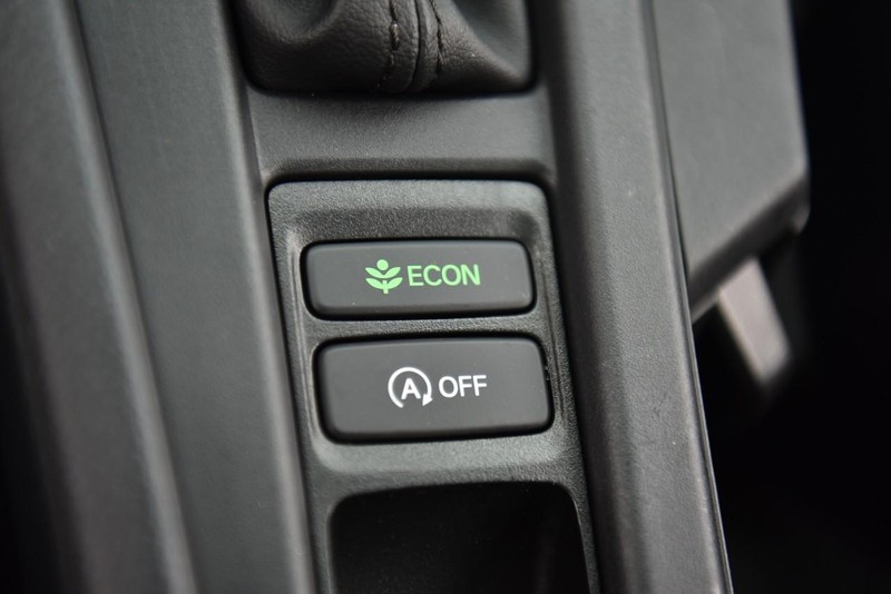 Honda Accord Sedan Vehicle Image 15