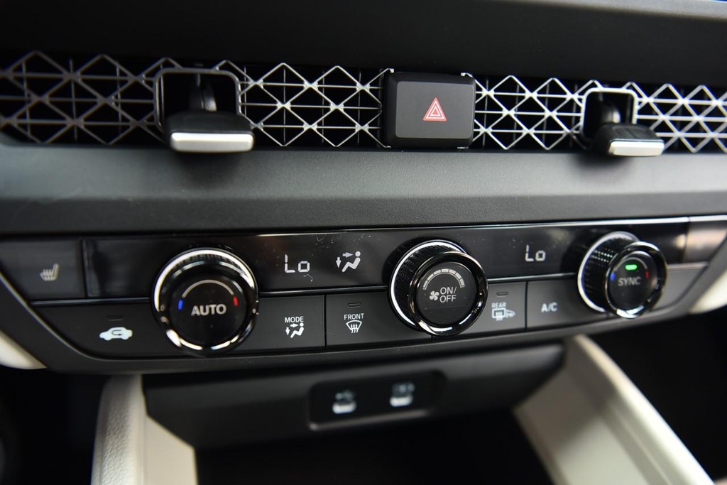 Honda Accord Sedan Vehicle Image 13