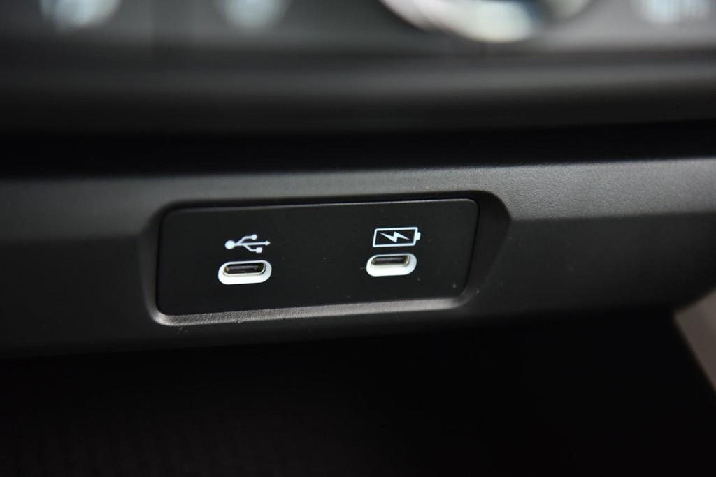 Honda Accord Sedan Vehicle Image 14