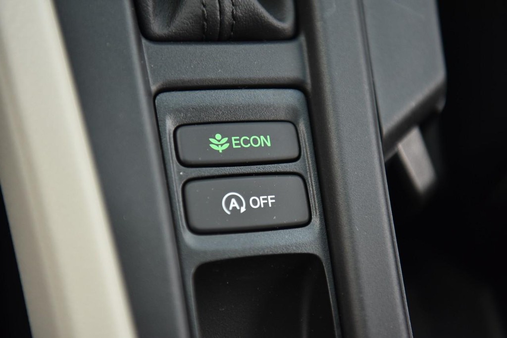 Honda Accord Sedan Vehicle Image 15