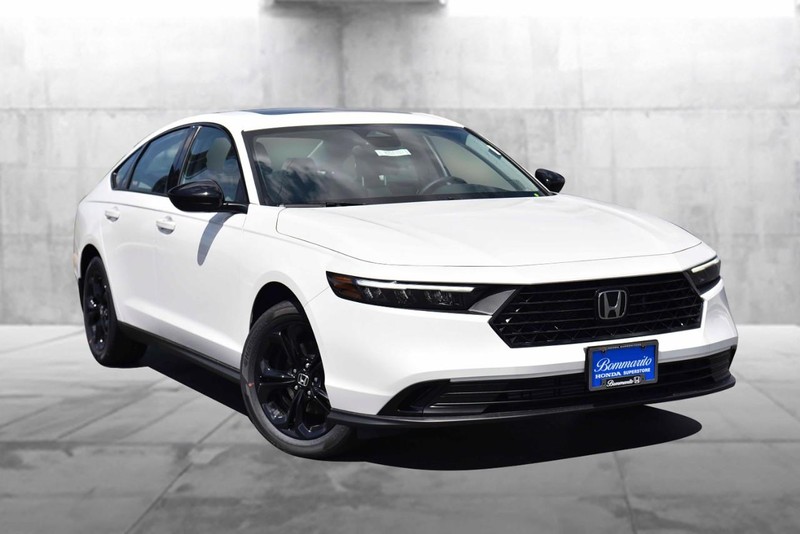 Honda Accord Sedan Vehicle Image 02