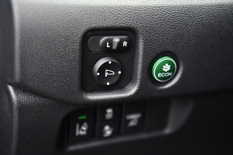 Honda Ridgeline Vehicle Image 13