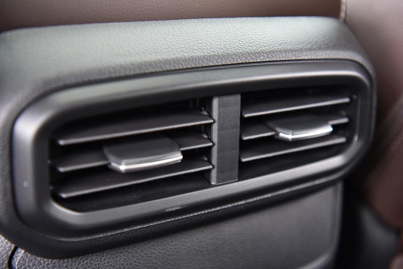 Honda Ridgeline Vehicle Image 28