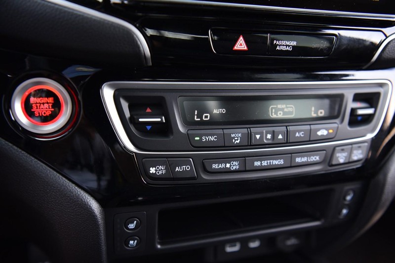 Honda Ridgeline Vehicle Image 16