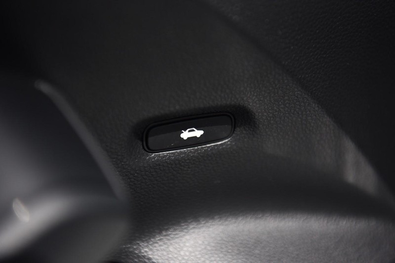 Honda Civic Sedan Vehicle Image 10