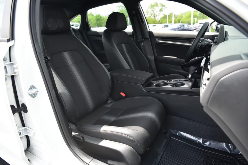 Honda Civic Sedan Vehicle Image 21