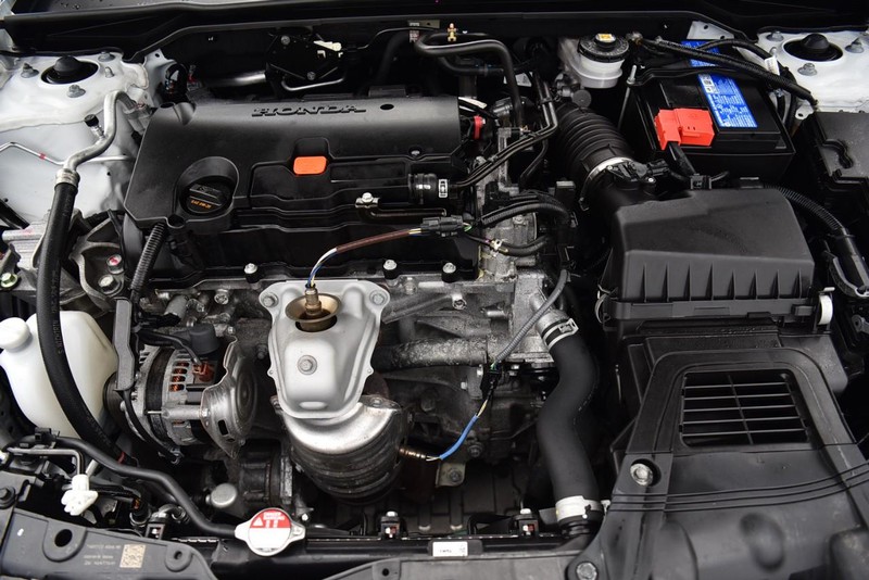Honda Civic Sedan Vehicle Image 24