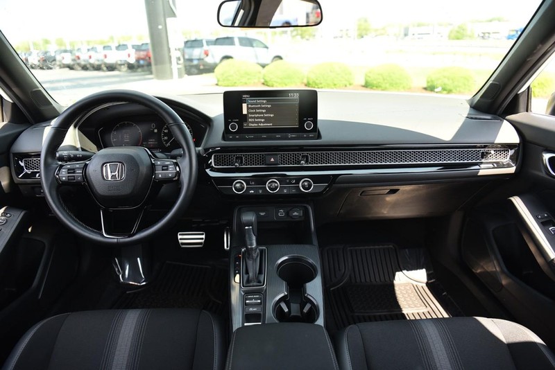 Honda Civic Sedan Vehicle Image 08