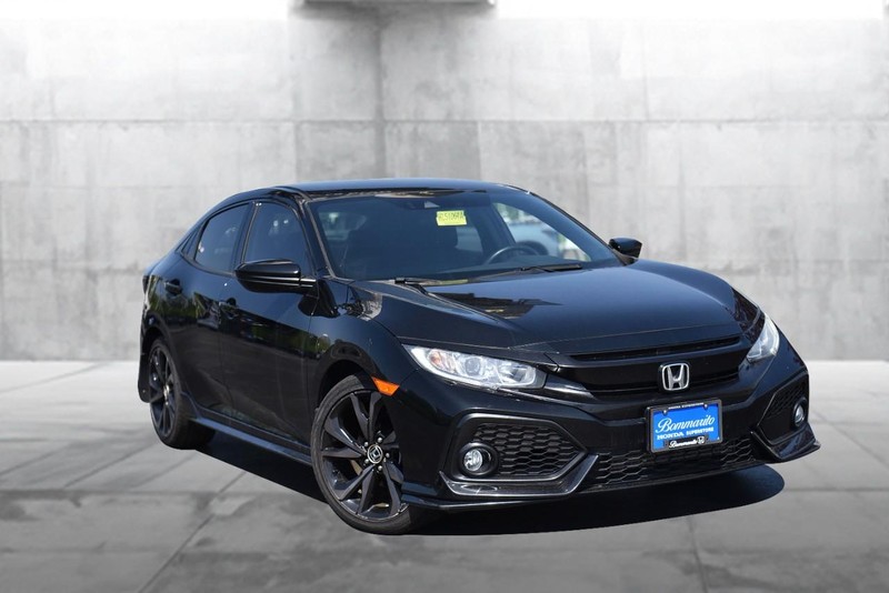Honda Civic Hatchback Vehicle Image 02