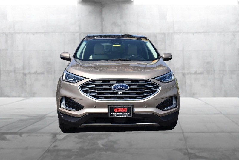 Ford Edge Vehicle Image 04