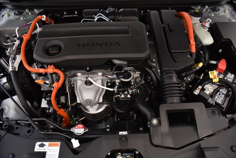 Honda Accord Hybrid Vehicle Full-screen Gallery Image 27