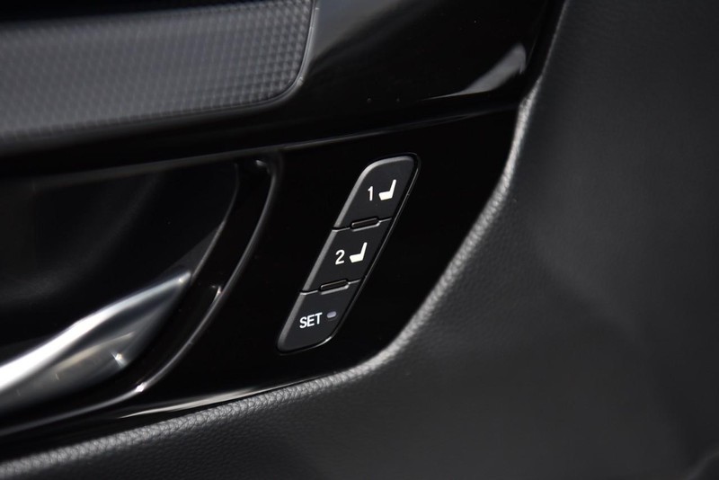 Honda CR-V Vehicle Image 10