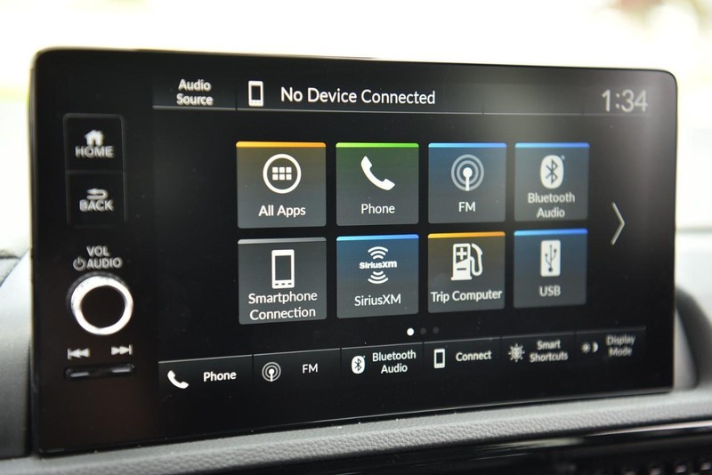 Honda CR-V Vehicle Image 15