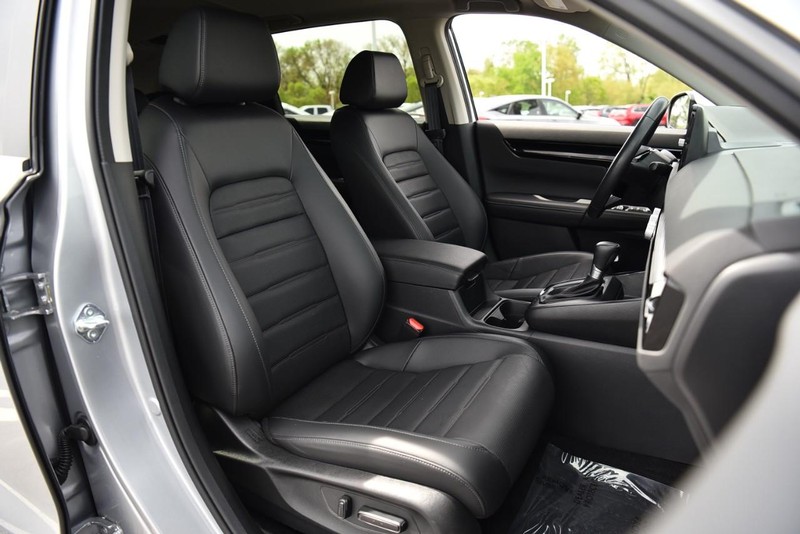Honda CR-V Vehicle Image 23