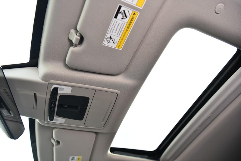 Honda CR-V Vehicle Image 24