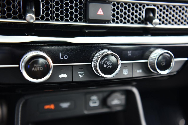 Honda Civic Sedan Vehicle Image 15
