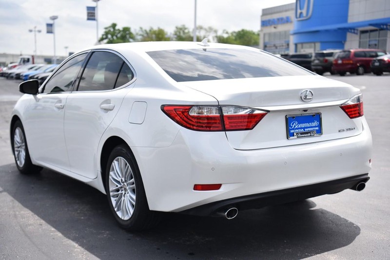 Lexus ES 350 Vehicle Image 07