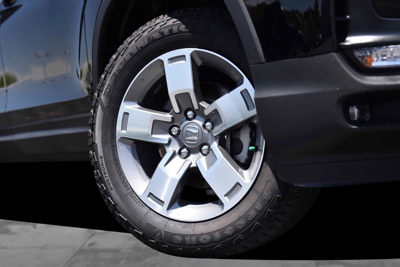 Honda Ridgeline Vehicle Image 03