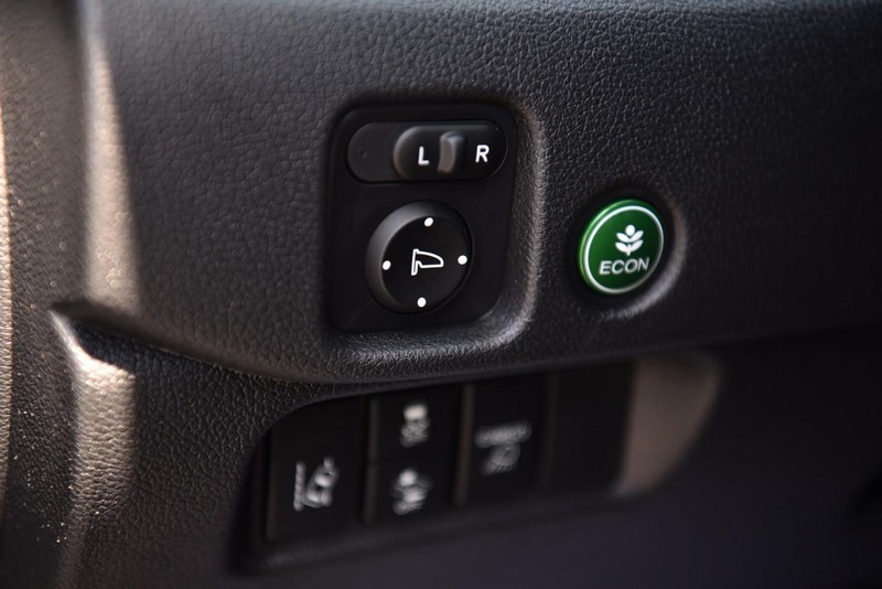 Honda Ridgeline Vehicle Image 12