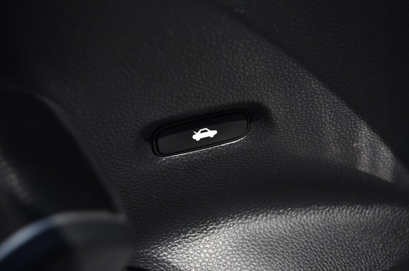 Honda Civic Sedan Vehicle Image 10