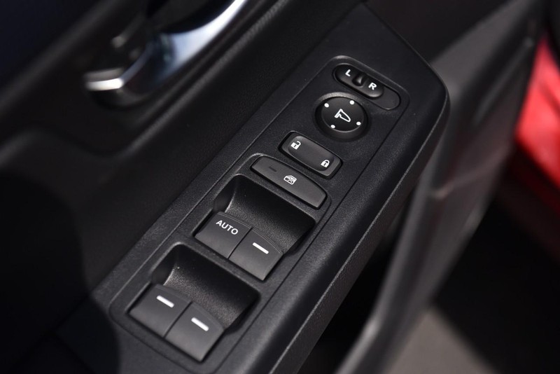 Honda CR-V Vehicle Image 08