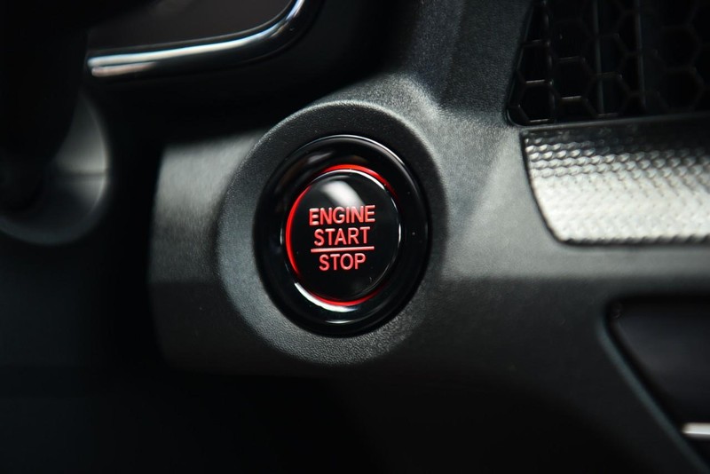 Honda CR-V Vehicle Image 16