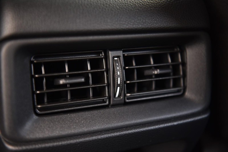Honda CR-V Vehicle Image 21