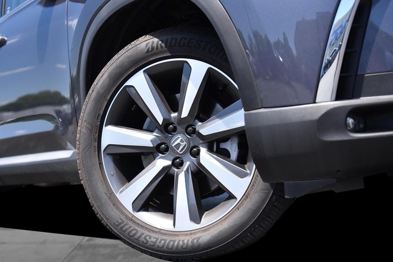Honda Pilot Vehicle Image 03