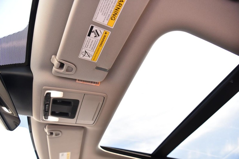 Honda Pilot Vehicle Image 24
