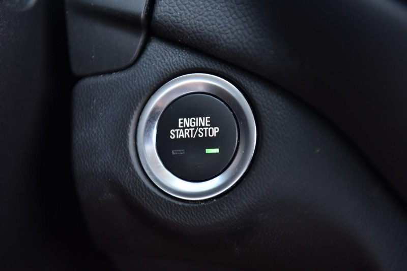Chevrolet Equinox Vehicle Image 16
