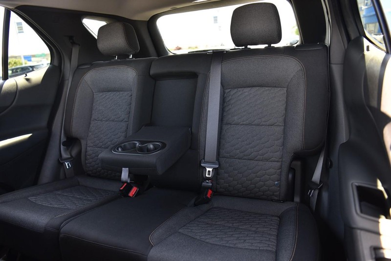 Chevrolet Equinox Vehicle Image 20