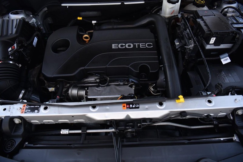 Chevrolet Equinox Vehicle Image 24