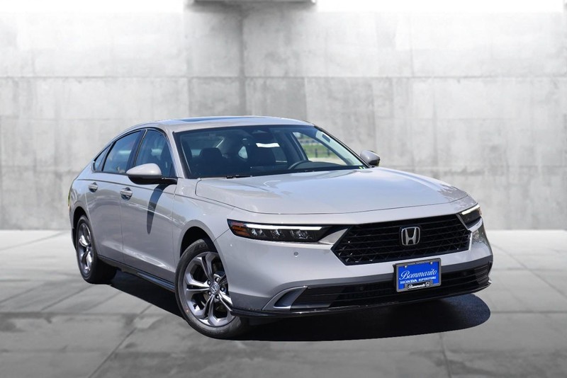 Honda Accord Hybrid Vehicle Image 02