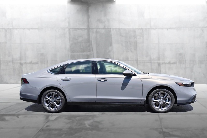 Honda Accord Hybrid Vehicle Image 05