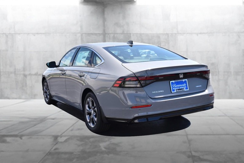 Honda Accord Hybrid Vehicle Image 07
