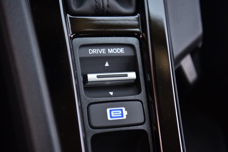 Honda Accord Hybrid Vehicle Image 18