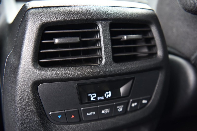 Honda Pilot Vehicle Image 24