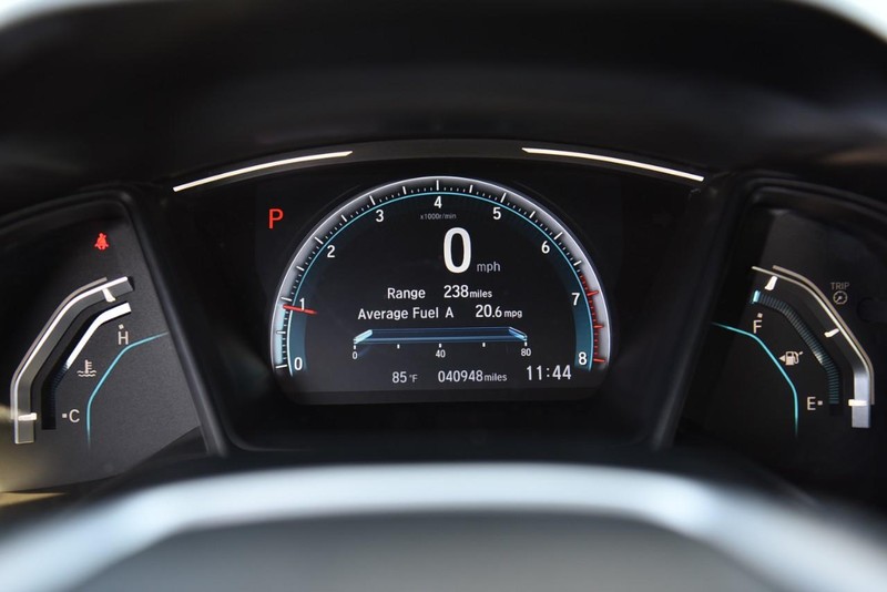 Honda Civic Sedan Vehicle Image 11