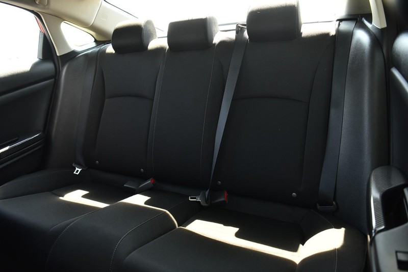 Honda Civic Sedan Vehicle Image 18