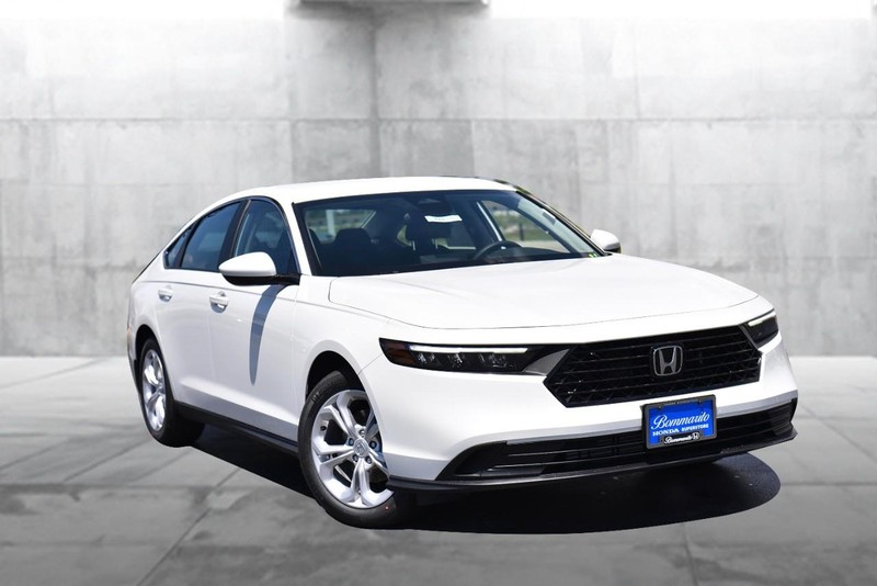 Honda Accord Sedan Vehicle Image 02