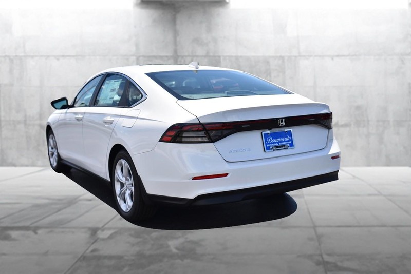 Honda Accord Sedan Vehicle Image 07