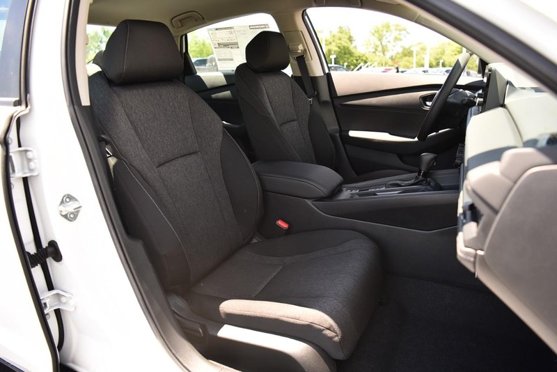 Honda Accord Sedan Vehicle Image 19