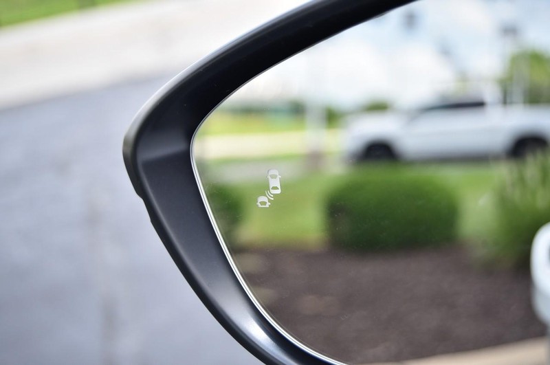 Honda Accord Hybrid Vehicle Image 10