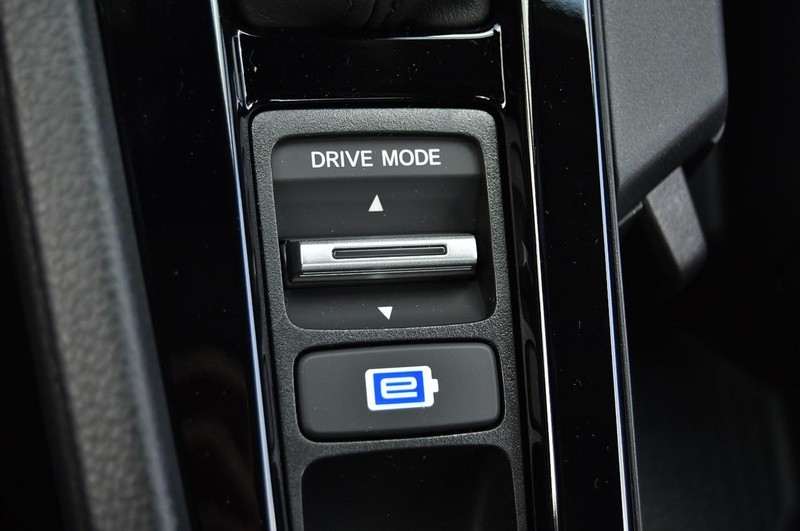 Honda Accord Hybrid Vehicle Image 16