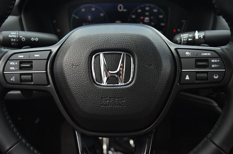 Honda Accord Hybrid Vehicle Image 18