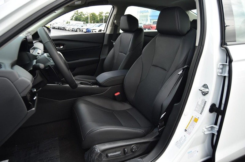 Honda Accord Hybrid Vehicle Image 19