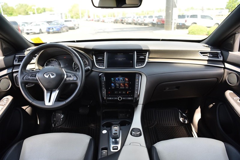 INFINITI QX55 Vehicle Image 07